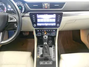 Škoda Superb Style