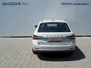 Škoda Superb Style Plus
