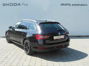 Škoda Superb Style