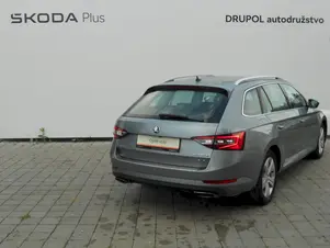 Škoda Superb Ambition
