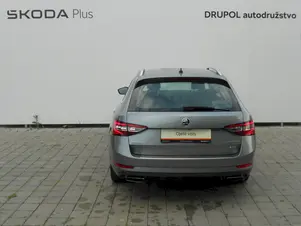 Škoda Superb Ambition