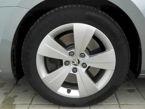 Škoda Superb Ambition