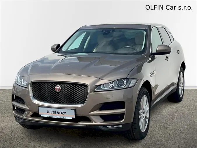 F-Pace 