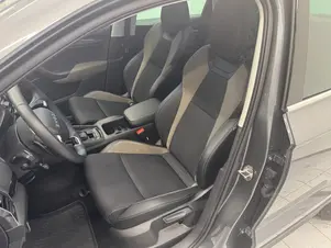 Škoda Karoq Selection