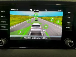Škoda Karoq Selection