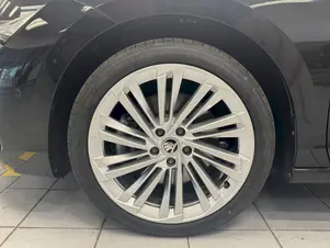 Škoda Superb L&K