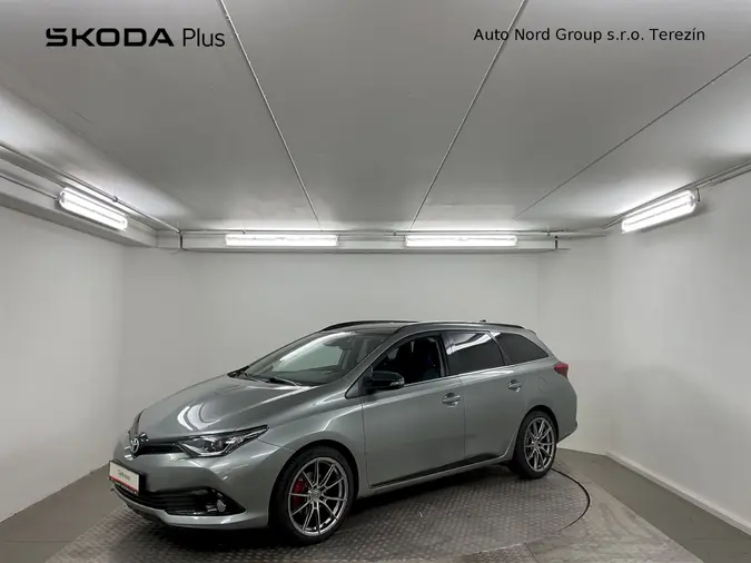 Auris 