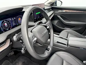 Škoda Superb L&K