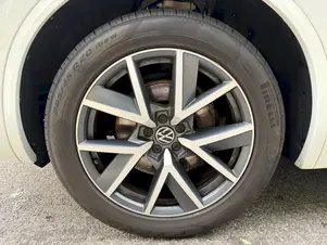 Volkswagen Touareg R-line